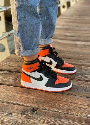 Nike air jordan 1 retro high black orange white жіночі кросівки найк аїр джордан