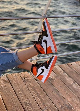 Nike air jordan 1 retro high black orange white женские кроссовки найк аир джордан2 фото