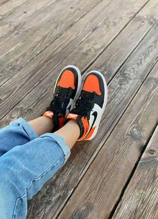 Nike air jordan 1 retro high black orange white женские кроссовки найк аир джордан4 фото
