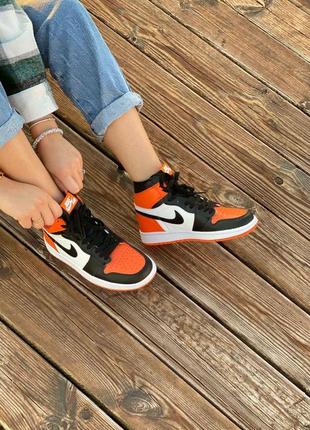 Nike air jordan 1 retro high black orange white женские кроссовки найк аир джордан5 фото