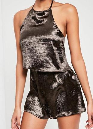Річний атласний комбінезон missguided. розмір l