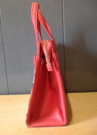 Яркая сумочка с цветами4 фото