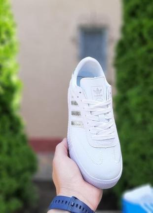 Шикарні жіночі кросівки adidas samba білі з сріблястим8 фото
