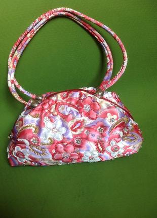 Яркая  летняя сумочка