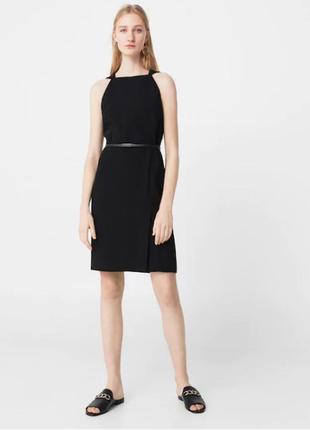 Платье футляр с американской проймой длины миди от mango