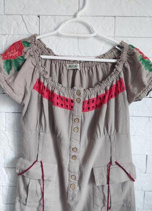 Сукня з льону