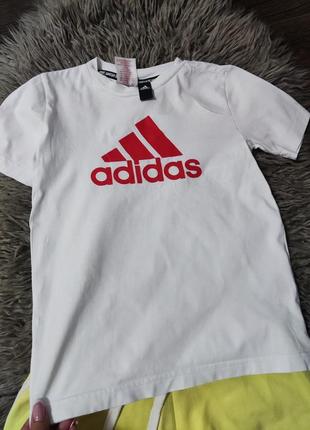 Оригінальна футболка adidas2 фото