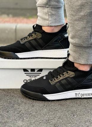 Кросівки adidas different / лімітована серія6 фото