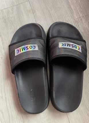 Шльопанці cropp