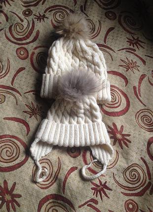 Вязанная зимняя шапка ручной работы family look,дочки-матери.
