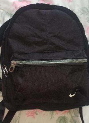 Nike, рюкзак жіночий маленький оригінал чорний2 фото