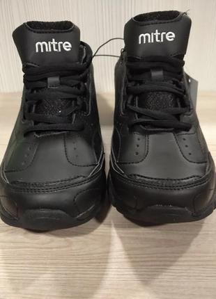 Кроссовки mitre 3