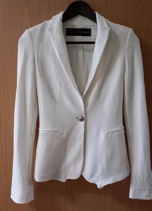 Білий піджак zara
