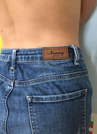 Джинси жіночі  з вишивкою фірми naumy jeans розмір 38 .6 фото