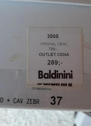 Кожаные демосезонные сапожки baldinini7 фото
