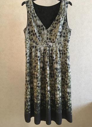 Шовкове плаття на підкладці