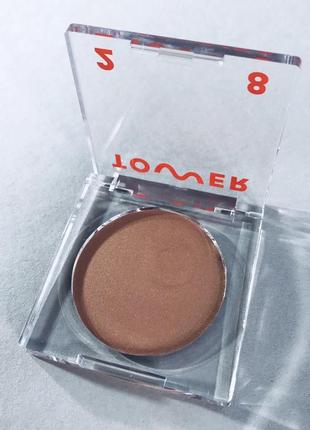 Tower 28 bronzino illuminating cream bronzer сяючий пудра для обличчя3 фото