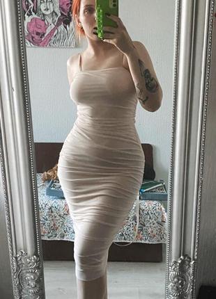 Бежева сукня pretty little thing бежеву сукню