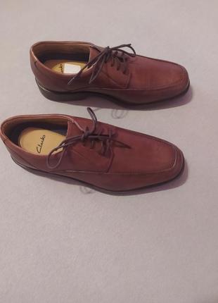 Нові шкіряні туфлі кожаные туфли clarks 41 р.2 фото