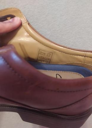 Нові шкіряні туфлі кожаные туфли clarks 41 р.7 фото