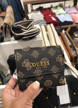 Кошелёк guess