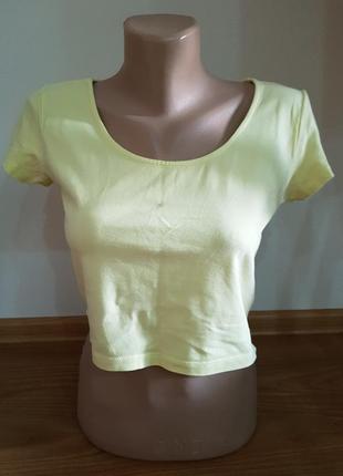 Reserved укорочена футболка ніжно жовтого кольору