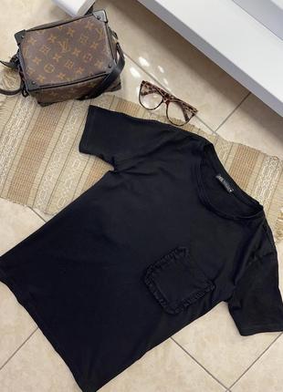 Чёрная футболка с карманом zara
