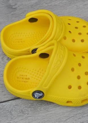 Crocs дитячі крокси сабо, сандалі жовтого кольору оригінал 22 розмір c5 1