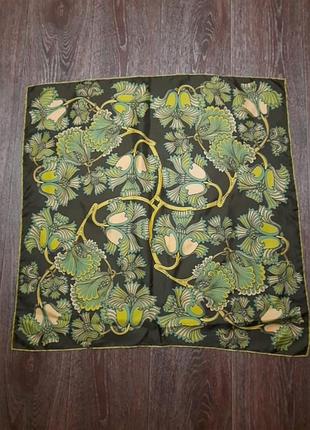 Richard allan підписний шовковистий стильний платок хустка , обшитий вручну