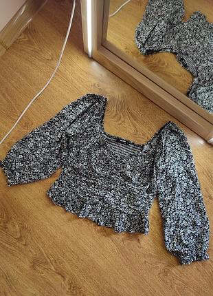 Блуза,топ у квітковий принт bik bok