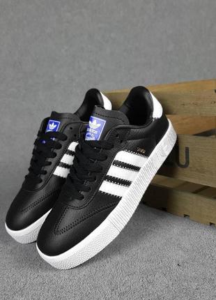 Женские летние кроссовки adidas samba чёрные на белой модные летние кроссовки адидас самба4 фото