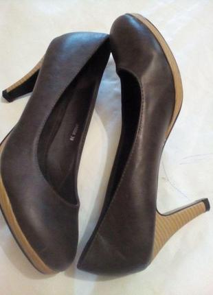 Нарядные женские туфли ju'a 39 размер, стелька 25см