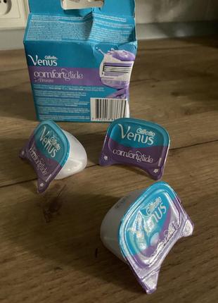 Поштучно змінні касети леза на станок венус gillette venus3 breeze фіолетові з гелем3 фото