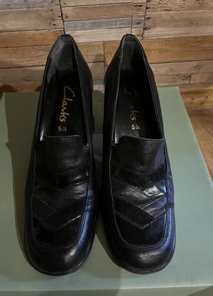 Туфли кожаные на устойчивом каблуке3 фото