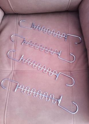 Плічка вішалки для одягу металеві на двох гачках