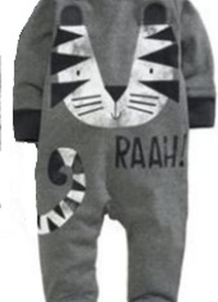 Next чоловічок сліп комбінезон для хлопчика 3-6 м 62-68 см бавовна сірий тигр