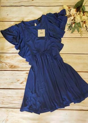 Ніжна жіночка сукня з об'єднання ємними рукавчиками воланами