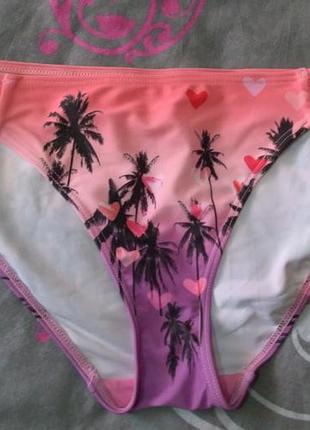 Купальні трусики з пальмами/сердечками ніжно-рожевого/бузкового кольору f&f
