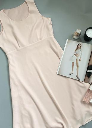 Плаття для ніжного жіночного образу від planet