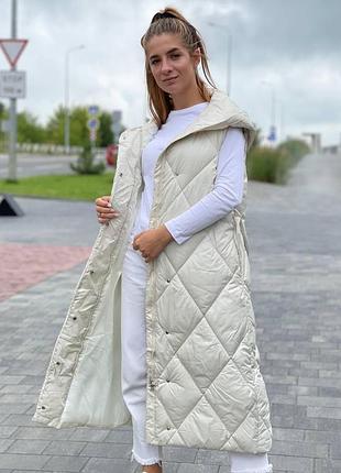 Жіноча чорна жилетка довга безрукавка з поясом стьогана