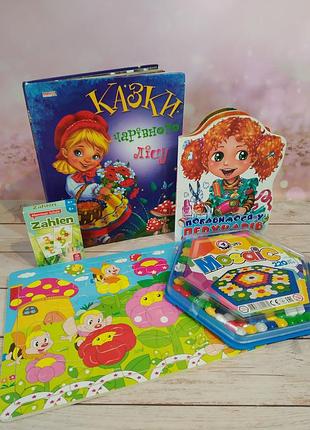 Лот для дівчинки/ книжки/ пазли/ мозайка