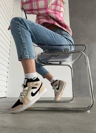 Жіночі кросівки nike air jordan 1 retro high beige black / жіночі кросівки найк аїр джордан