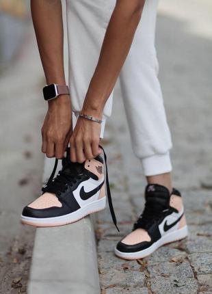 Жіночі кросівки nike air jordan 1 retro high patent pink toe 2/ женские кроссовки найк аир джордан7 фото