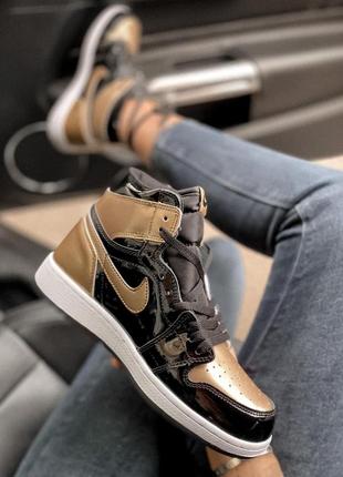 Чоловічі кросівки nike air jordan 1 retro high patent gold toe / мужские кроссовки найк аир джордан5 фото