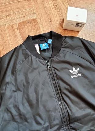 Куртка adidas бомбер3 фото