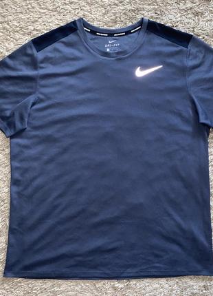 Футболка nike running, оригінал, розмір l