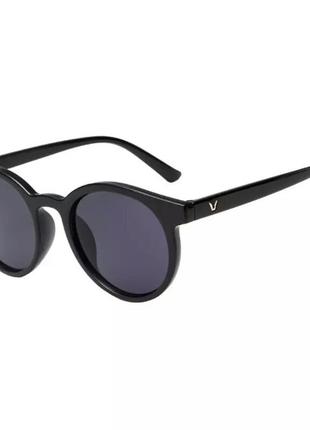 Стильные  солнцезащитные очки  в цветной оправе черный с голубым3 фото