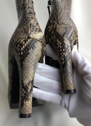 Черевики зі зміїної шкіри russel&bromley шкіряні ботильони на підборах змія кожаные змеиные ботинки на каблуке натуральная кожа змеи7 фото