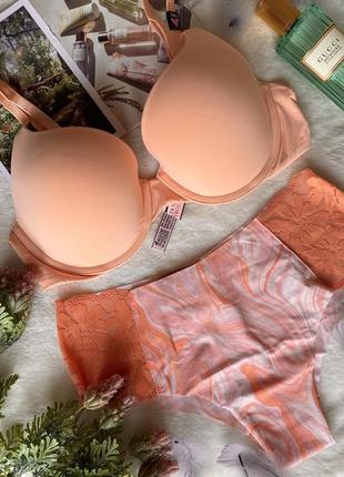 Бюстик трусики комплект victoria's secret оригінал