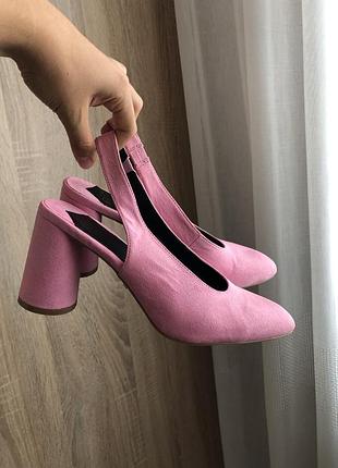 Шикарні рожеві туфлі з голою п'ятому яткою faith 41 розмір